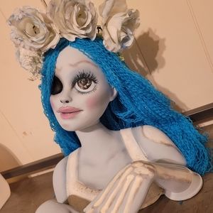 Corpse bride doll